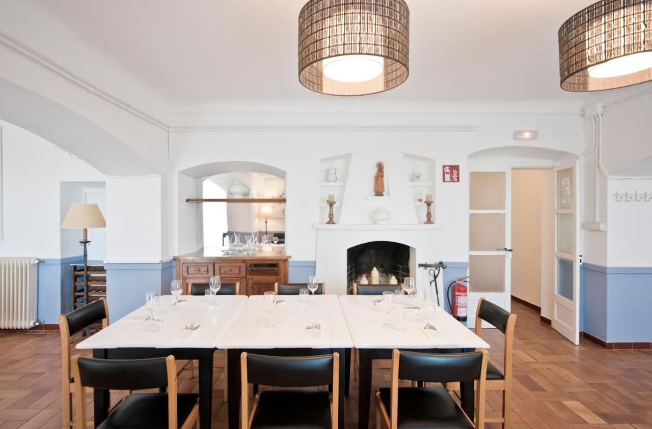 Hostal La Salut De Terrades Zewnętrze zdjęcie