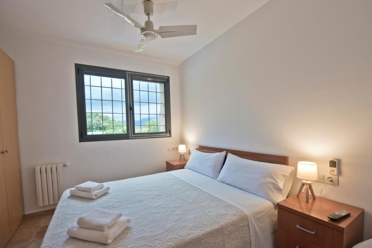 Hostal La Salut De Terrades Zewnętrze zdjęcie