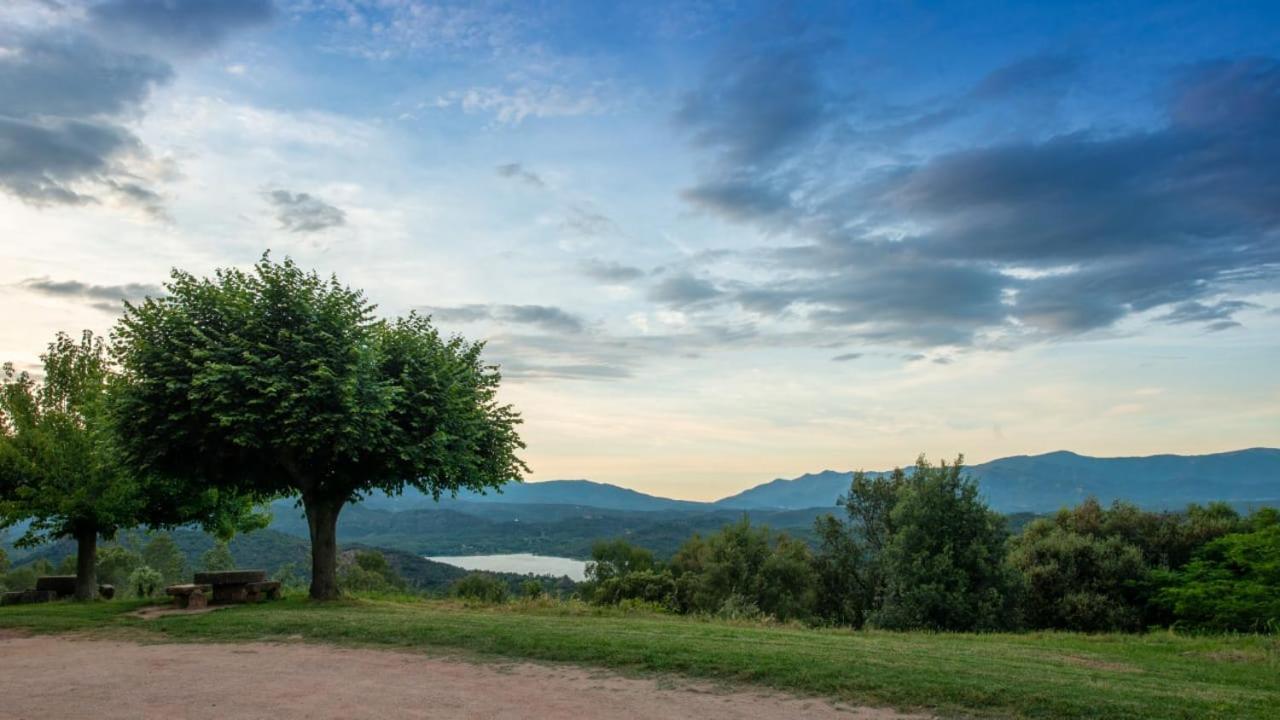 Hostal La Salut De Terrades Zewnętrze zdjęcie