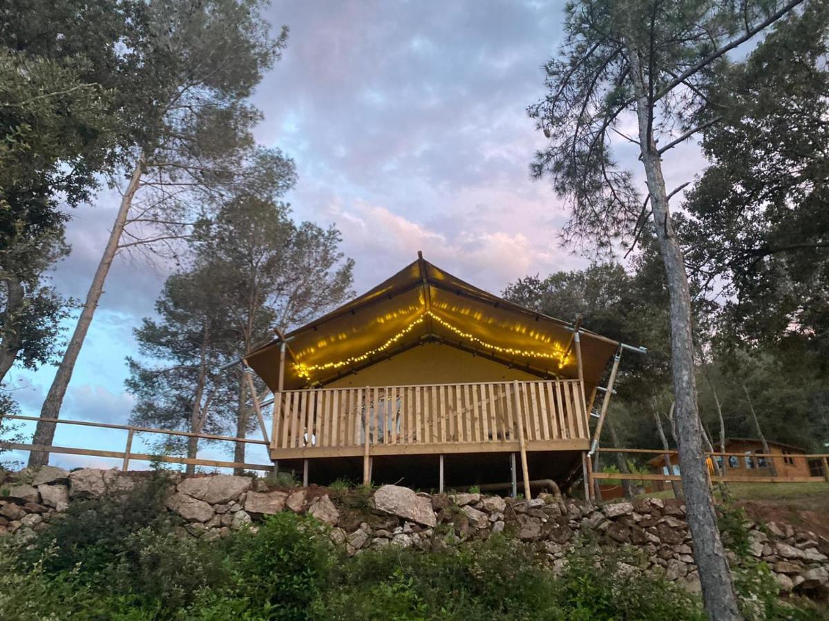 Hostal La Salut De Terrades Zewnętrze zdjęcie