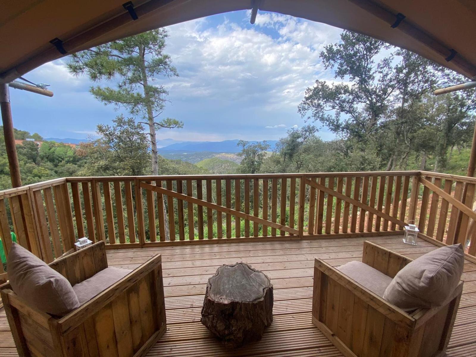 Hostal La Salut De Terrades Zewnętrze zdjęcie