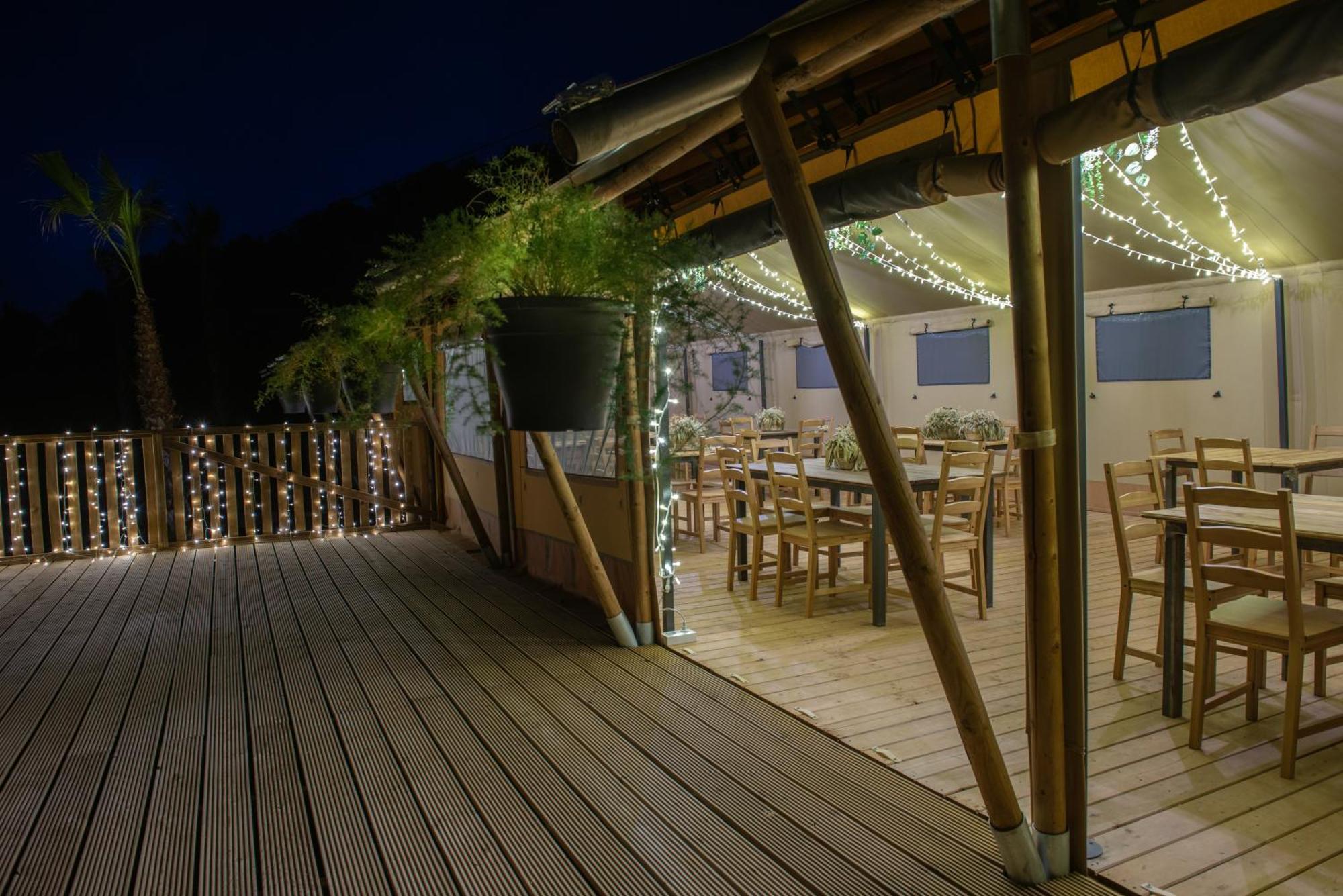 Hostal La Salut De Terrades Zewnętrze zdjęcie