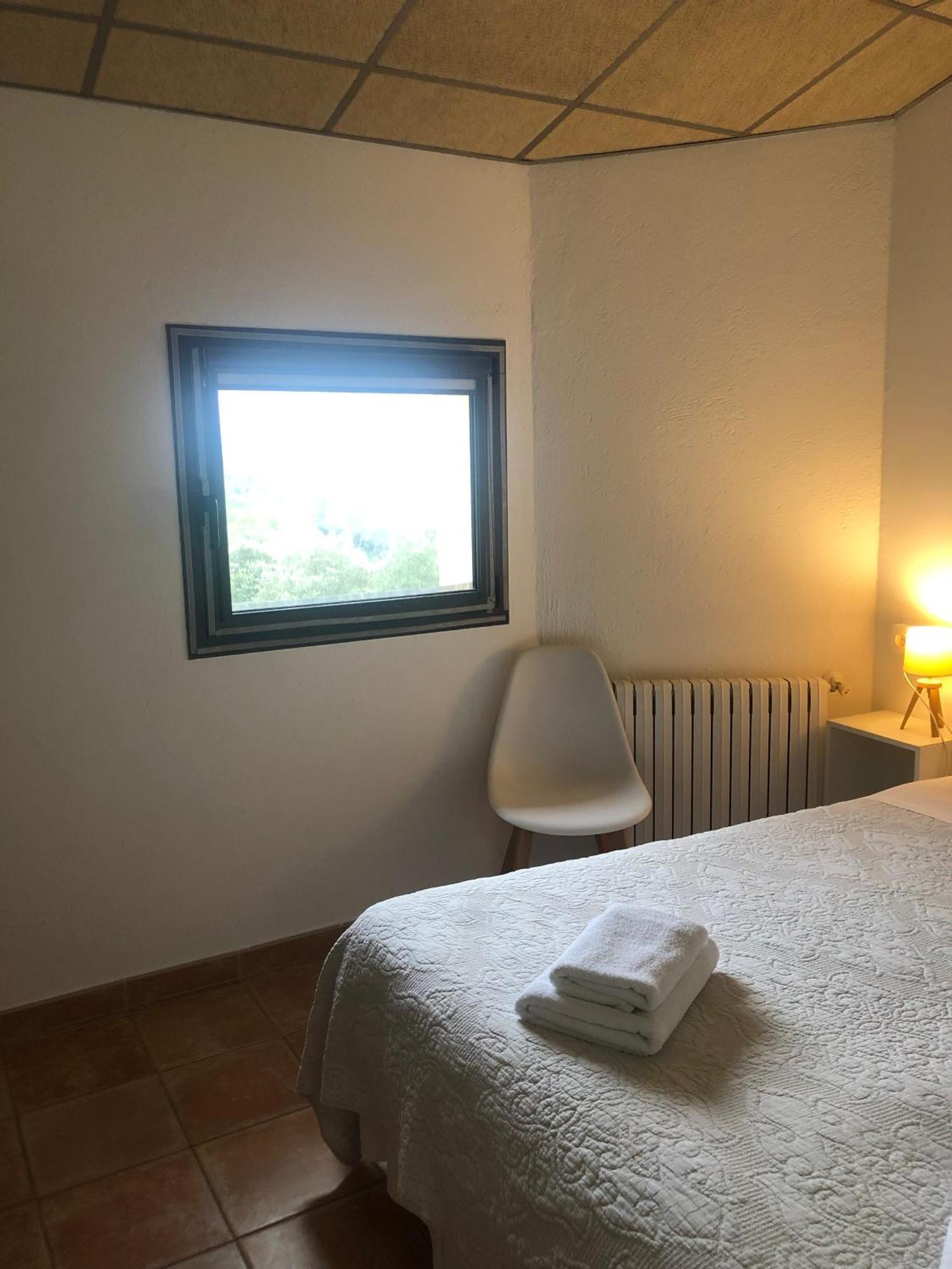 Hostal La Salut De Terrades Zewnętrze zdjęcie